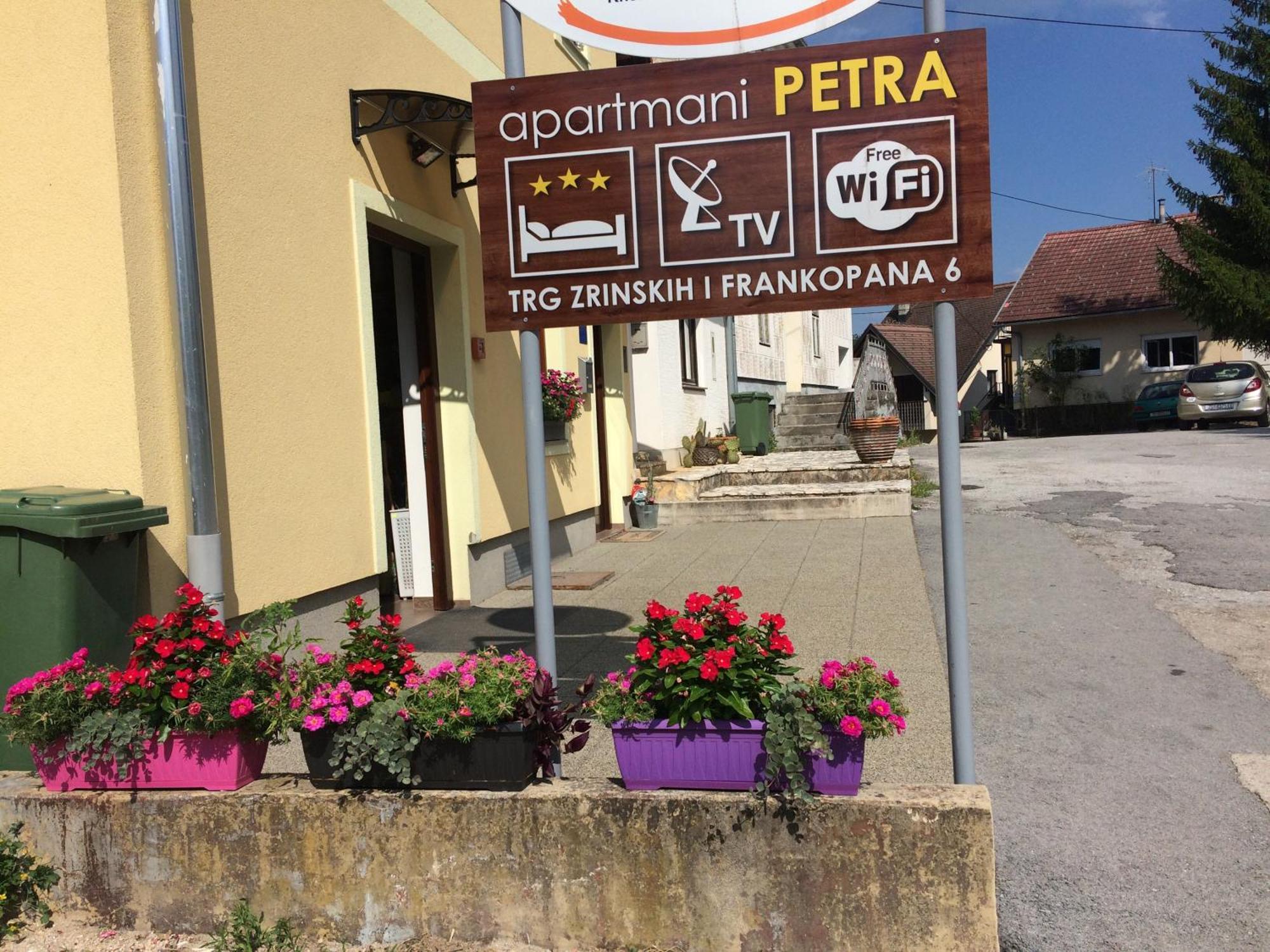 Apartments Petra Slunj Bagian luar foto